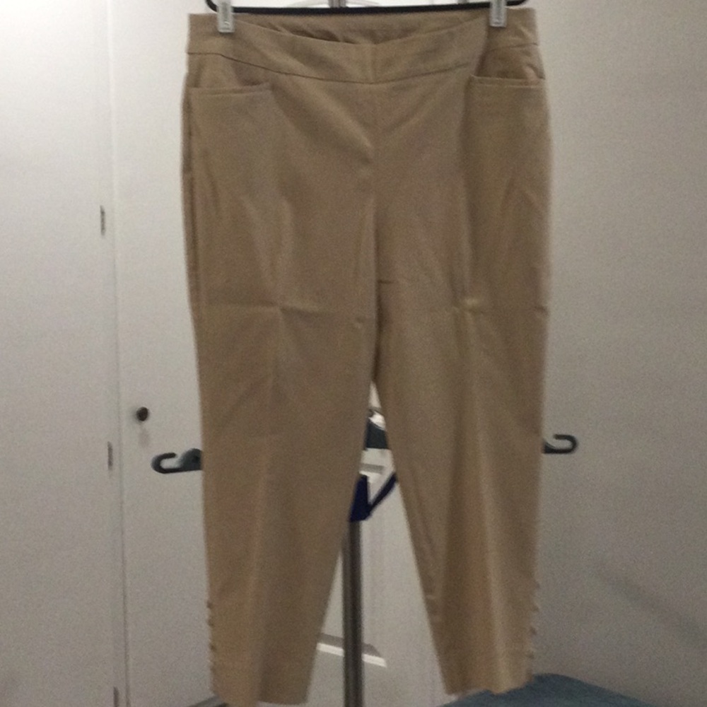 Chico's women’s Tan Pants
